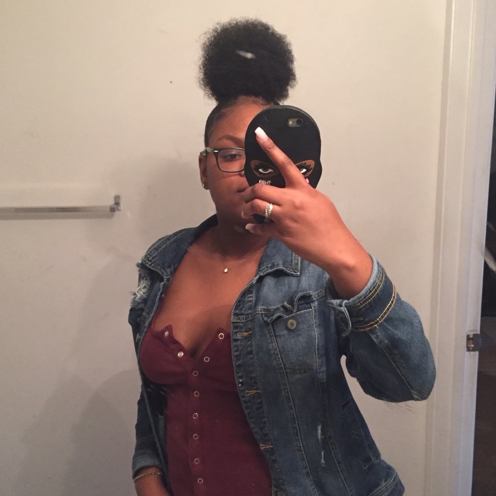 Meet your Posher, Vickisha